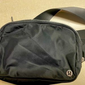 Large everywhere bag